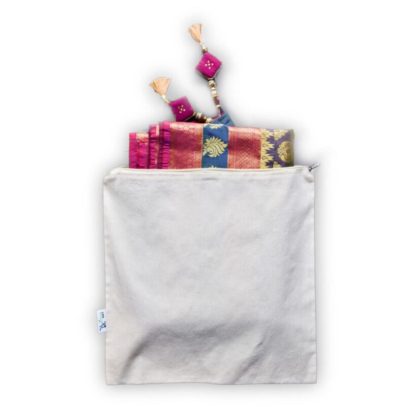 Cotton Saree Cover Bags with Zip, packed for travel Cotton Saree Cover Bags with Zip, packed for travel